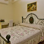 Ideal For Large Groups 2 In The Same Building Center Of Near Vatican And Trastevere Rom