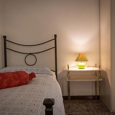 Apartment Center Of Rome Near Vatican And Trastevere Garage Included In The Price Top Place For Jubilee Apartment Rome