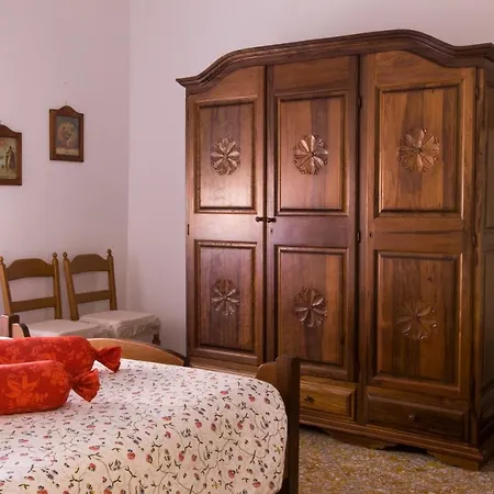 Apartment Center Of Rome Near Vatican And Trastevere Garage Included In The Price Top Place For Jubilee Appartement Rome