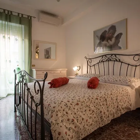 Apartment Apartment Center Of Rome Near Vatican And Trastevere Garage Included In The Price Top Place For Jubilee Rome