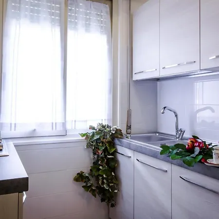 Apartment Center Of Rome Near Vatican And Trastevere Garage Included In The Price Top Place For Jubilee *
