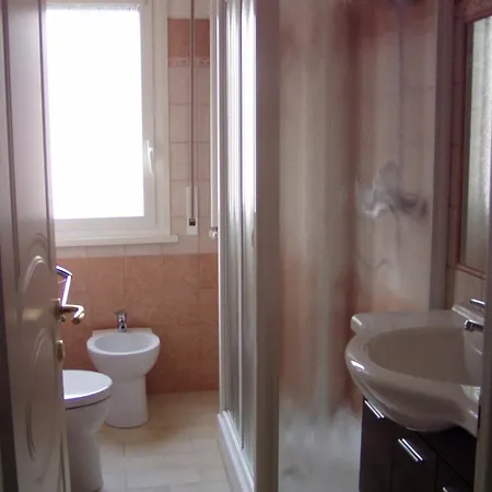 Ideal For Large Groups 2 In The Same Building Center Of Near Vatican And Trastevere