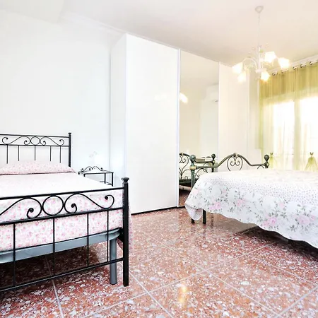 Ideal For Large Groups 2 Apartments In The Same Building Center Of Rome Near Vatican And Trastevere Apartamento Roma