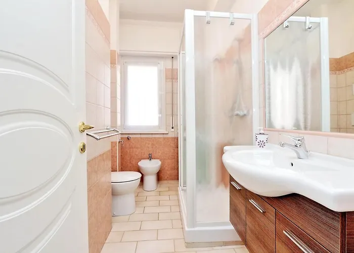 Ideal For Large Groups 2 Apartments In The Same Building Center Of Rome Near Vatican And Trastevere Apartamento