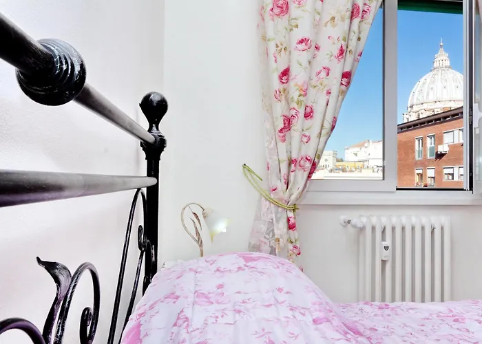 Apartamento Ideal For Large Groups 2 Apartments In The Same Building Center Of Rome Near Vatican And Trastevere
