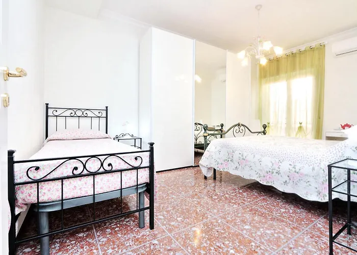 Ideal For Large Groups 2 Apartments In The Same Building Center Of Rome Near Vatican And Trastevere Apartamento Roma
